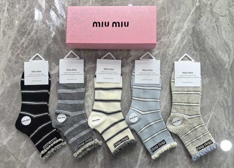 Miumiu ���� 1017